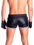 SHORT SPORT CUIR NOIR ET BLANC MrB