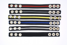COCK-STRAP NOIR BANDE COLOREE