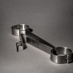 ENTRAVE POUR BOTTES METAL FETTERS