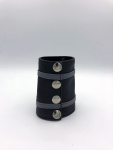 POIGNET CUIR NOIR BANDES COLOREES