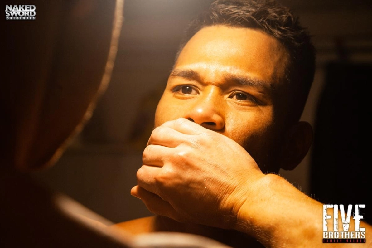 FIVE BROTHERS : FAMILY VALUES