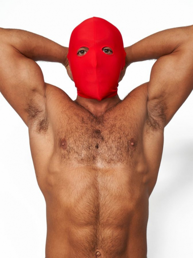 CAGOULE ROUGE EN SPANDEX 1 OUVERTURE YEUX