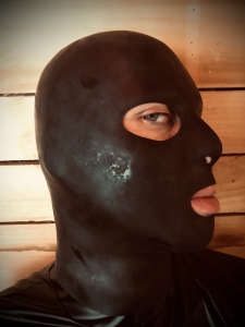 MASQUE ANATOMIQUE 3 TROUS STUDIOGUM