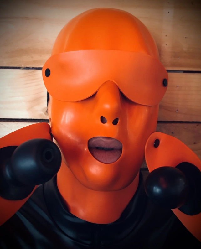 CAGOULE LATEX MULTIFONCTIONS STUDIOGUM