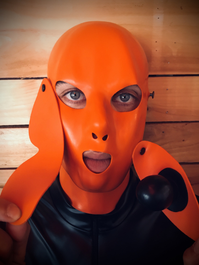 CAGOULE LATEX MULTIFONCTIONS STUDIOGUM