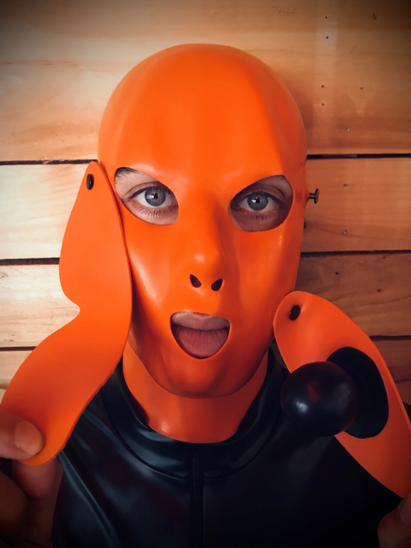 CAGOULE LATEX MULTIFONCTIONS STUDIOGUM