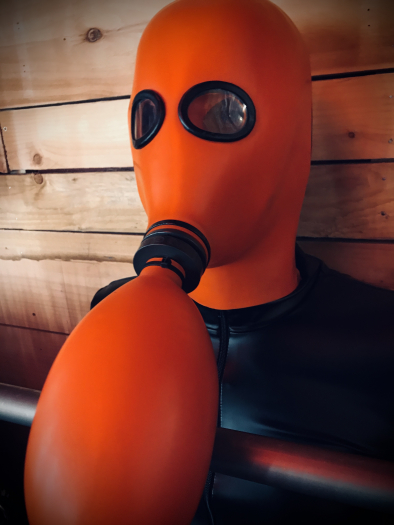 CAGOULE LATEX MULTIFONCTIONS STUDIOGUM