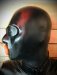MASQUE DISCIPLINE AVEC FENTE YEUX STUDIOGUM