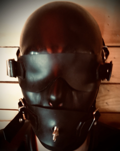 MASQUE DISCIPLINE CACHE YEUX + GAG STUDIOGUM