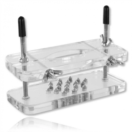 ÉCRASE-COUILLES À POINTES