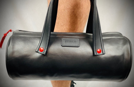 SAC CUIR NOIR PRESSIONS ROUGES