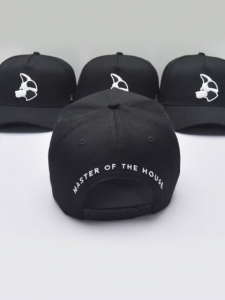 CASQUETTE PUPPY MASK "MASTER OF THE HOUSE"