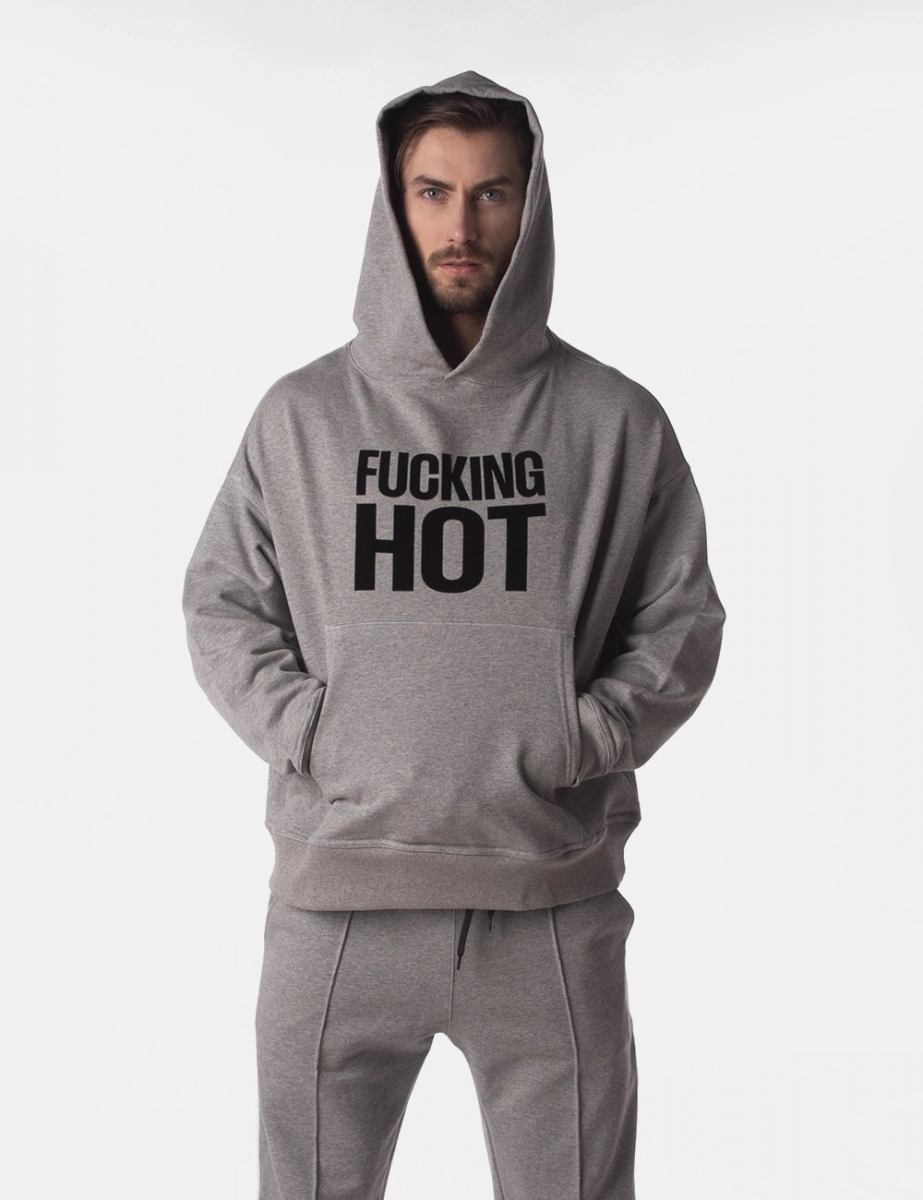 PULL A CAPUCHE EN POLAIRE FUCKING HOT