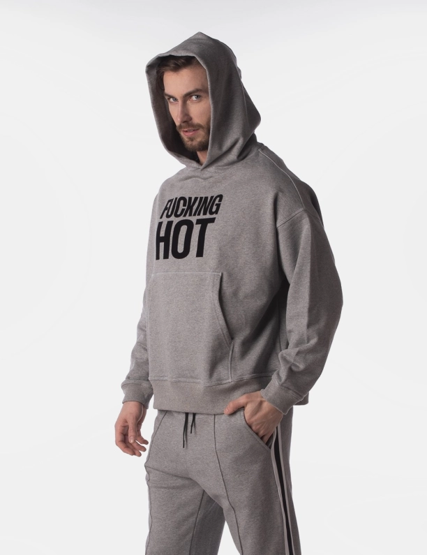 PULL A CAPUCHE EN POLAIRE FUCKING HOT