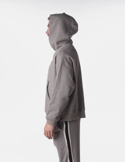 PULL A CAPUCHE EN POLAIRE FUCKING HOT