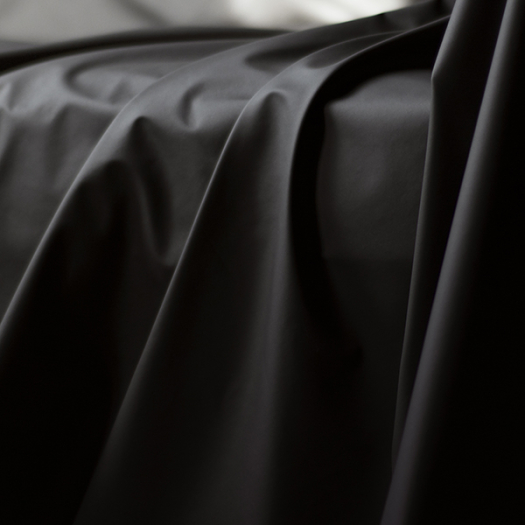 DRAP NOIR IMPERMÉABLE