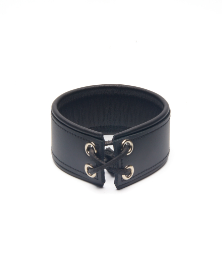 TOUR DE BRAS EN CUIR IEM AVEC LACET