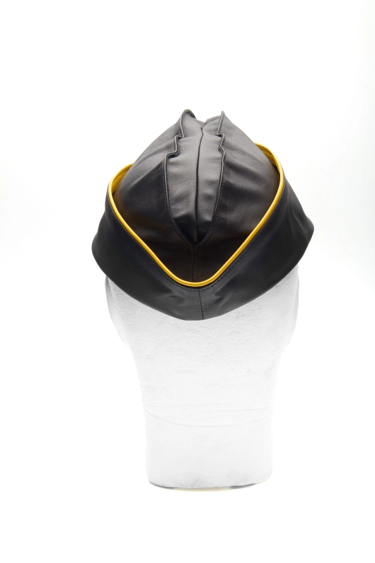 CALOT MILITAIRE EN CUIR IEM – JAUNE