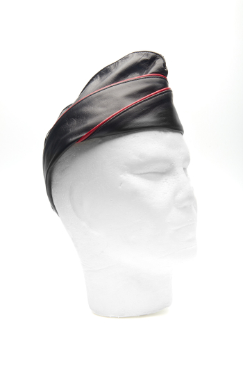 CALOT MILITAIRE EN CUIR IEM - ROUGE