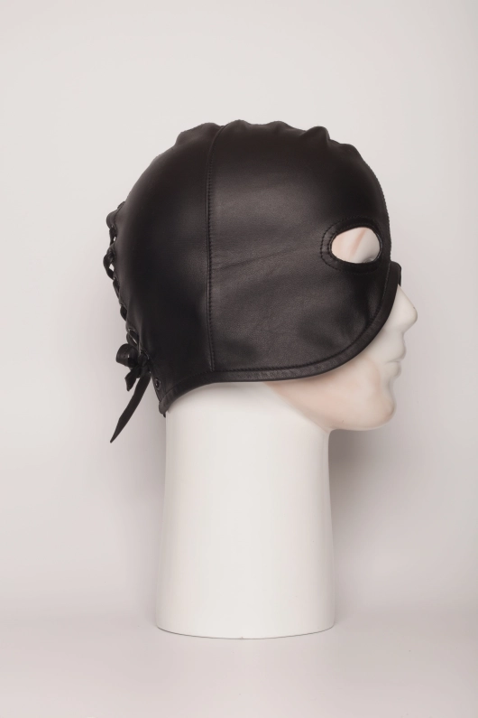 CAGOULE DE BOURREAU – NOIR