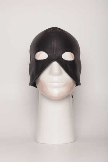 CAGOULE DE BOURREAU – NOIR