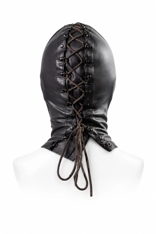 CAGOULE CUIR YEUX BOUCHE LANIERES