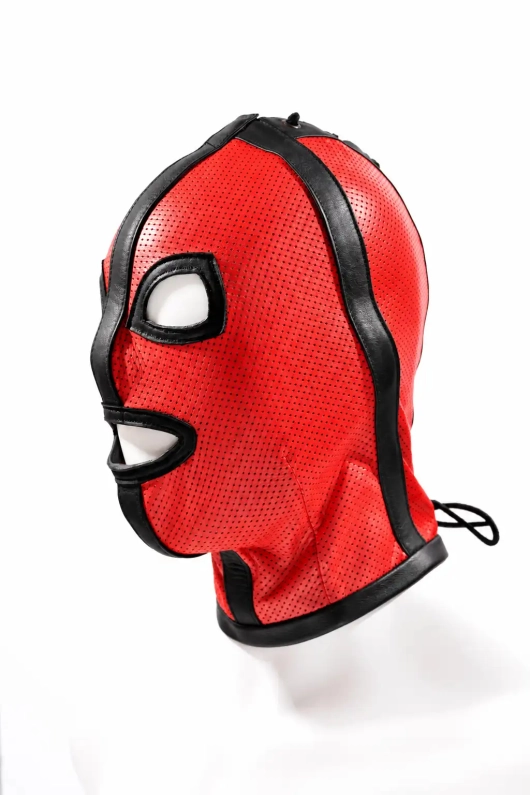 CAGOULE IEM EN CUIR PERFORÉ – ROUGE