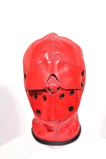 CAGOULE IEM EN CUIR AVEC CACHE-YEUX ET BOUCHE – ROUGE