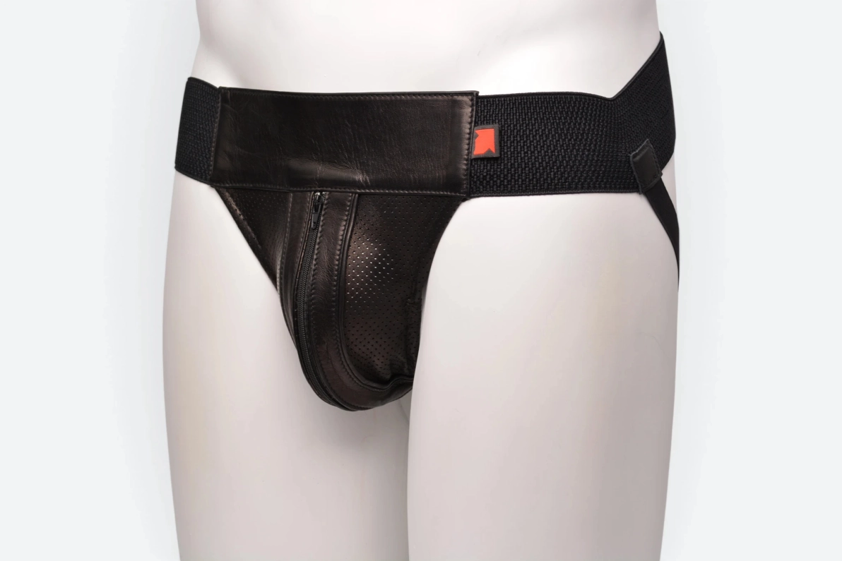 JOCKSTRAP MICROPERFORÉ AVEC ZIP – NOIR