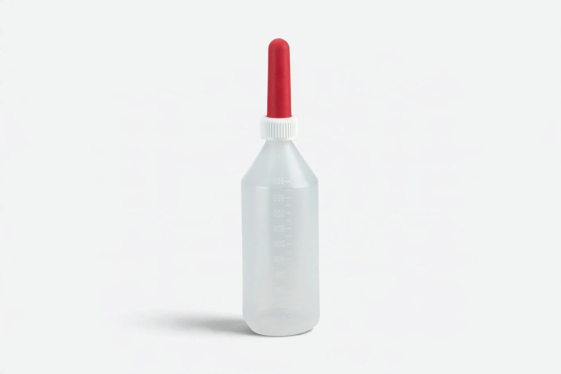 BOUTEILLE AVEC TÉTINE